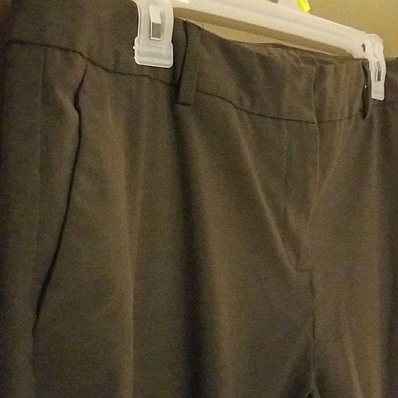 Dress pant - Picture 2 of 5